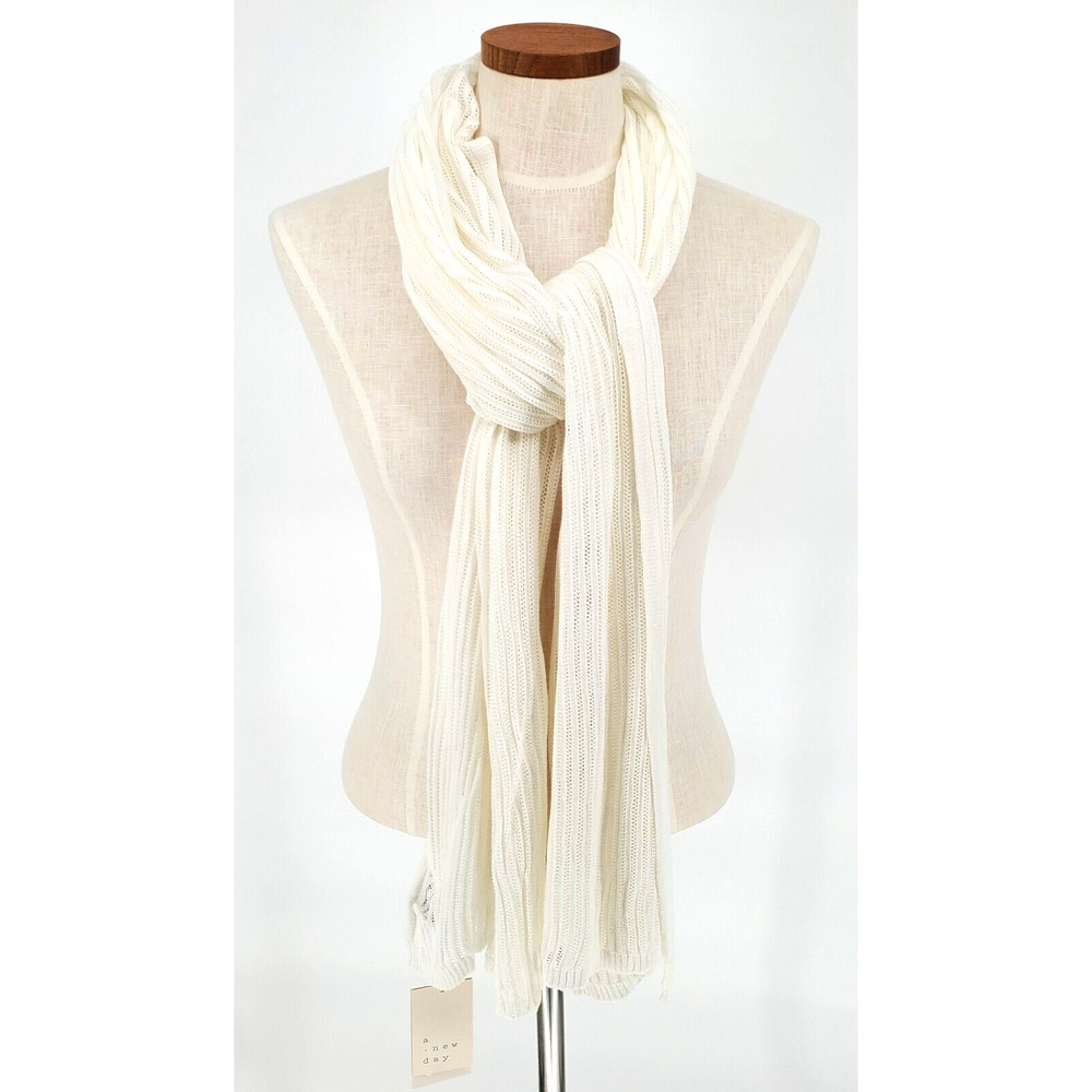 A New Dayโ Sour Cream Off White Ribbed Knit Wrap Scarf Womens One Size New